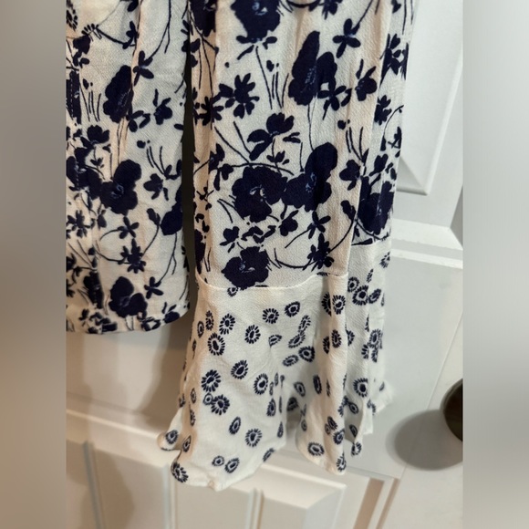 Free People Lady Bohemian Bell Sleeve Floral Crop Smocked Top - Picture 4 of 8